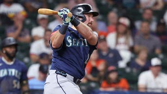 Cal Raleigh snaps historic 0-for-38 drought after showering in full uniform - Fox News