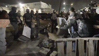 Anti-ICE agitators throw wooden pallets, mattresses at federal agents during chaotic NJ detention center clash - Fox News