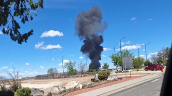 Two Navy jets crash midair as crew successfully ejects during Idaho military base air show - Fox News