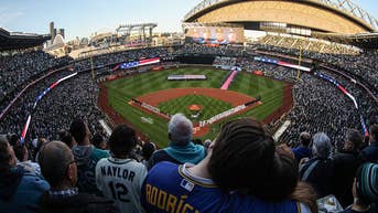 Mariners fan takes screaming foul ball off her head in horrifying scene - Fox News
