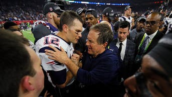 Tom Brady cracks jokes about 'cranky' Bill Belichick, Jets, Eli Manning in motivational commencement speech - Fox News