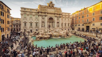 Tourist takes forbidden plunge at iconic landmark as visitors watch, stunned - Fox News