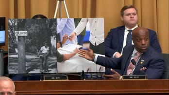 WATCH: Wesley Hunt flips script on Dems' 'Jim Crow 2.0' attacks amid heated SPLC racism hearing
