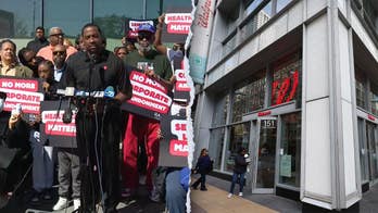 Chicago pol says Walgreens should be charged with 'first-degree corporate abandonment' over closure over theft