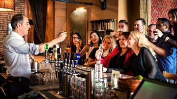 Should wedding guests tip the bartender? Here’s what etiquette experts say you should do