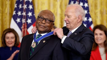 'Democratic kingmaker' Clyburn warns GOP-led effort to 'break' his district could backfire