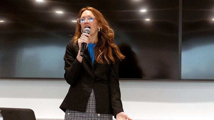 Democratic primary winner unapologetic for plan to imprison billionaire 'Zionists' - Fox News