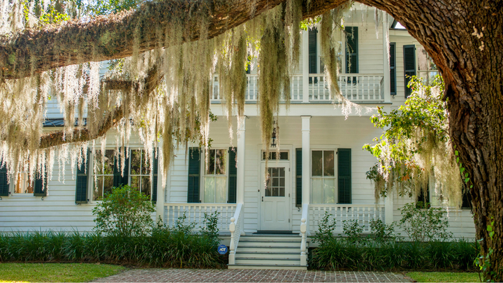 Americans keep moving to Texas and Florida — but one other red state is growing even faster