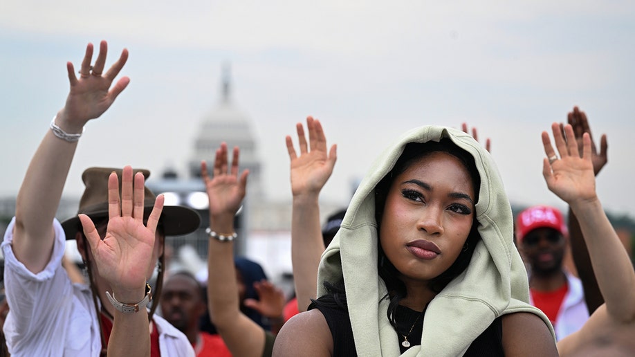 Attendees during the National Jubilee of Prayer, Praise & Thanksgiving on the National Mall