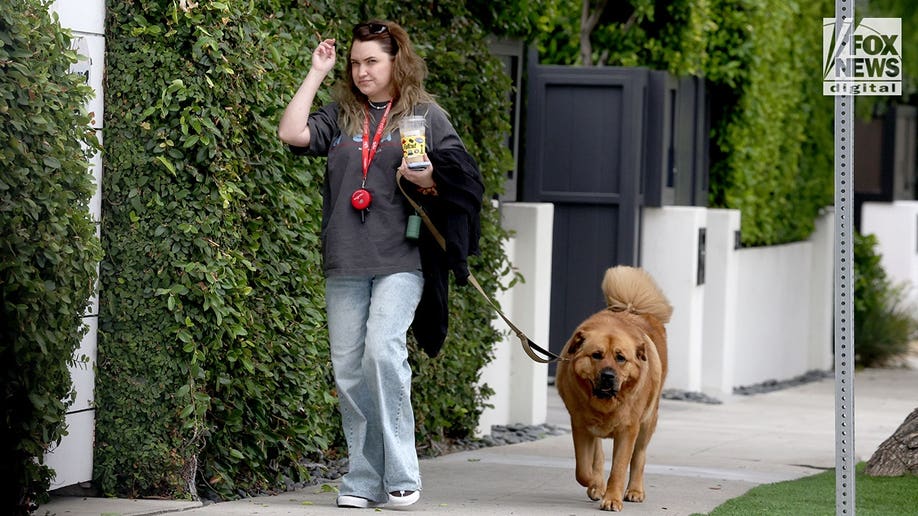hasan-piker-dog-kaya-fox-news-017.jpg