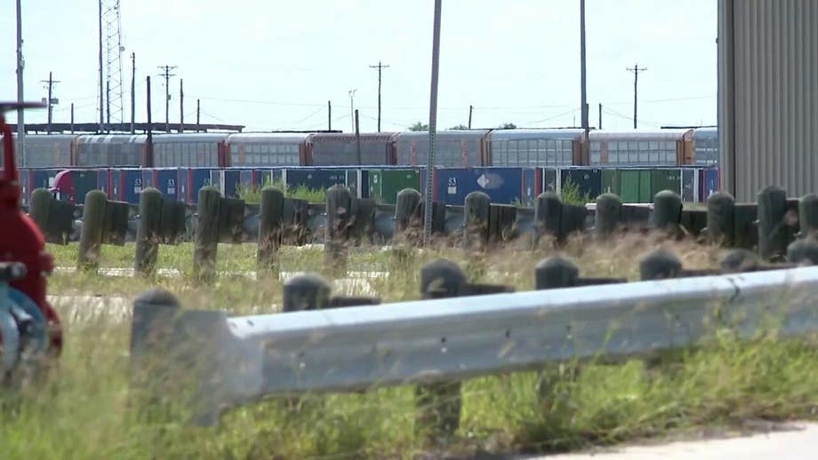 Illegal immigrants found dead in sweltering shipping container at Texas railyard