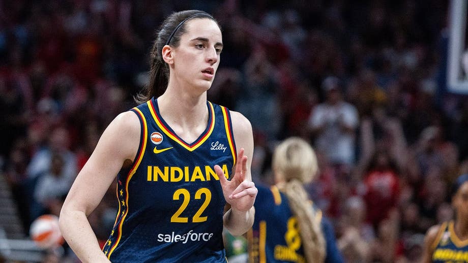 Caitlin Clark scratched from Indiana Fever lineup at the last minute because of injury