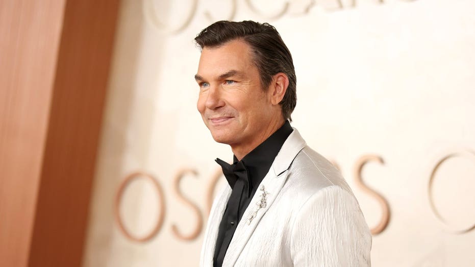 Jerry O’Connell under fire after revealing teenage daughters vape, family fights get 'physical'