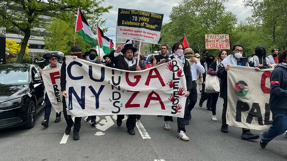 Anti-Israel NYC protesters chant support for Hamas, demand Mamdani make major changes at rally