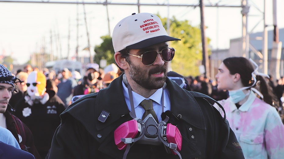 Hasan Piker defends pro-communist, anti-ICE Singham network activists as 'wonderful people'