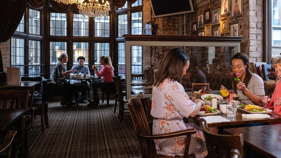 Mother’s Day chaos at a steakhouse includes knives thrown at waiters and a touching mother-daughter arrest