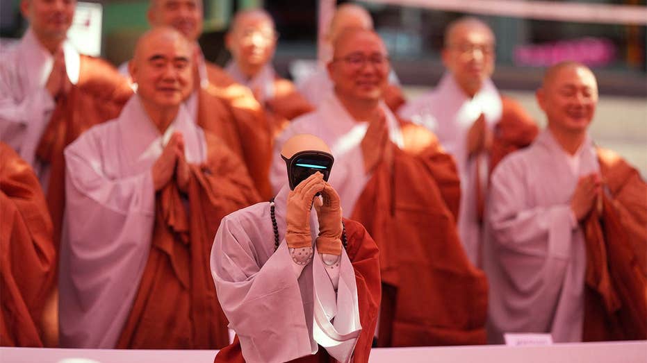 Humanoid robot named ‘Gabi’ ordained as Buddhist monk, pledges devotion to ‘holy Buddha’