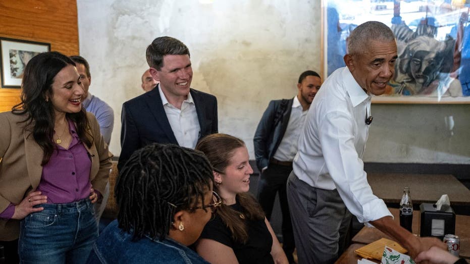 James Talarico enlists Barack Obama to help win over black voters after contentious Texas primary