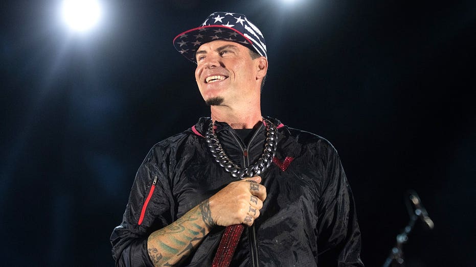 Vanilla Ice defends Great American State Fair gig, tells critics music 'has no political rules'