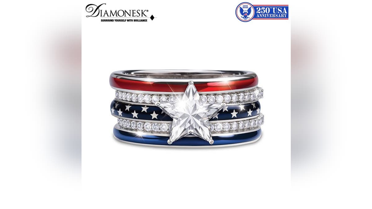 These stackable rings create a gorgeous American flag.