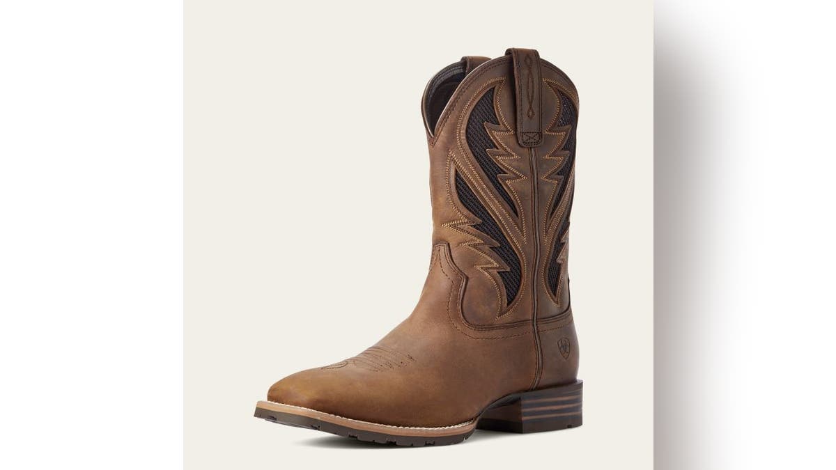 These cowboy boots have mesh ventilation along the sides.