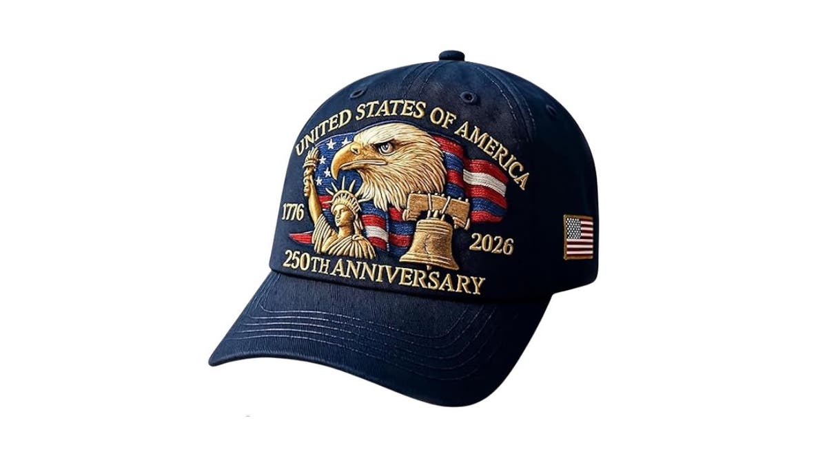 Make a statement with this commemorative cap.