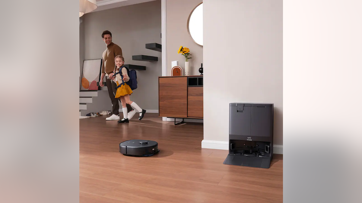 Self-washing, self-drying mop pads let you skip a cleaning step.