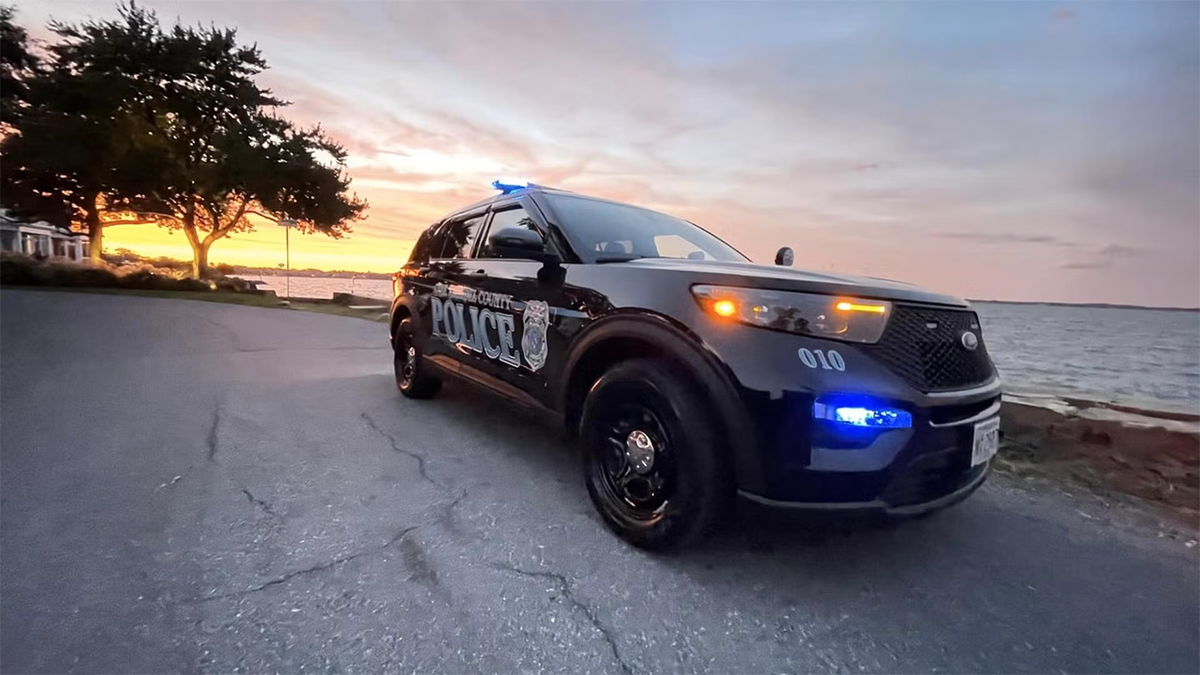 Coche patrulla del Departamento de Policía del condado de Anne Arundel