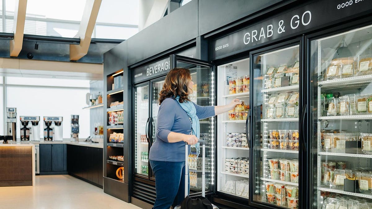 United Grab and Go Option in Airport
