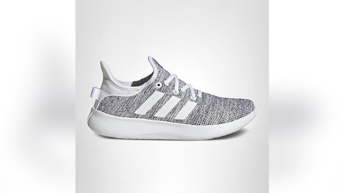 Easily slip into these sneakers, perfect for daily wear. 