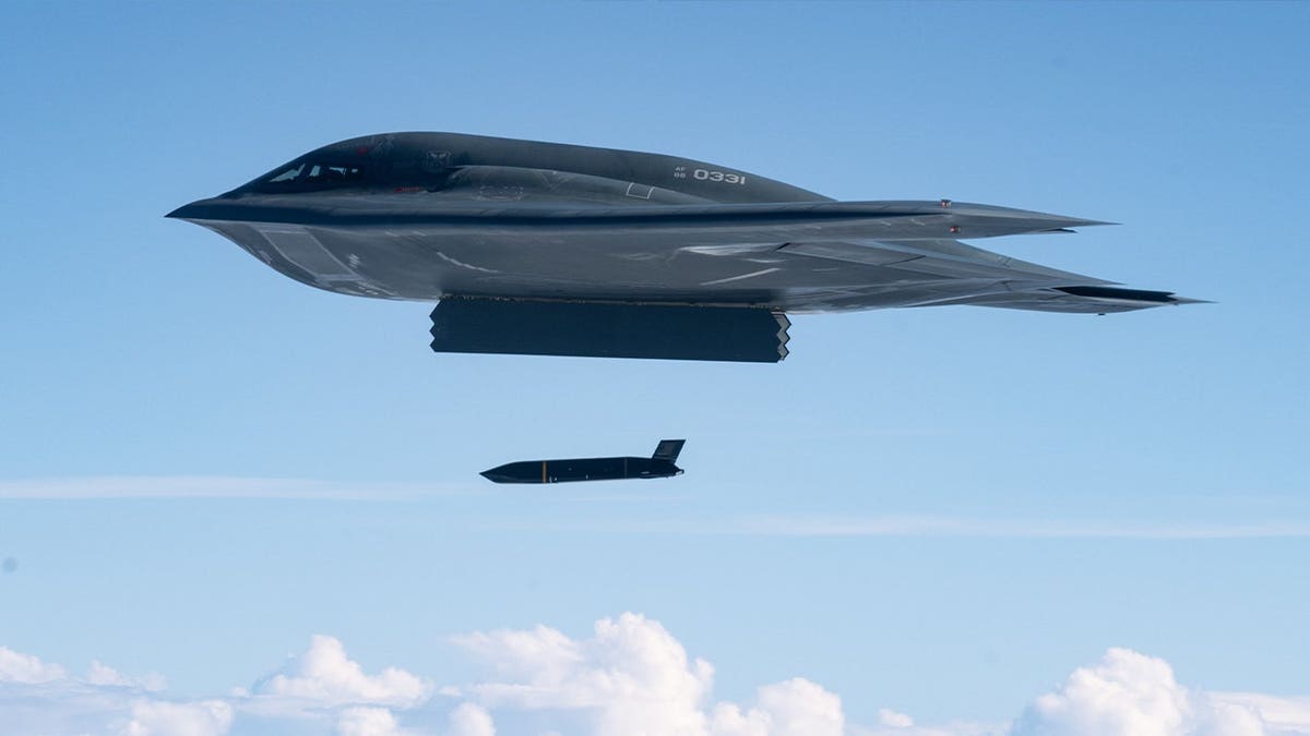 B-2 anti-ship missile