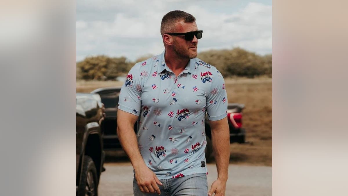 Wear patriotic clothes from a veteran-owned brand.