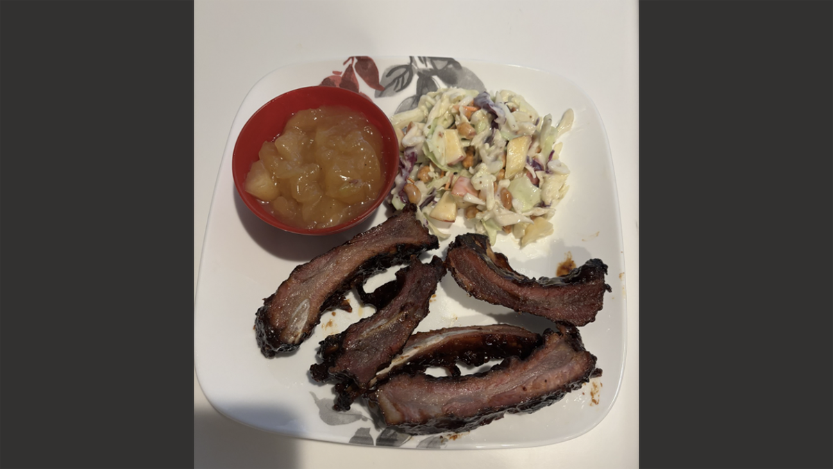 Screencaps reader Bob sends in his weekend meat on the plate.