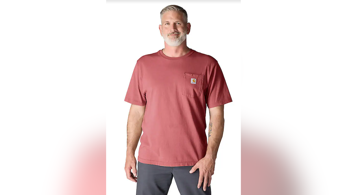 Carhartt's Workwear Pocket T-Shirt brings classic American workwear style to game day.