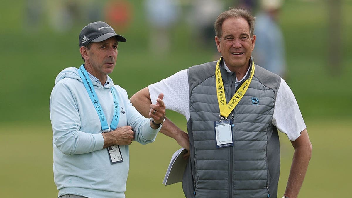 Jim Nantz during a practice round