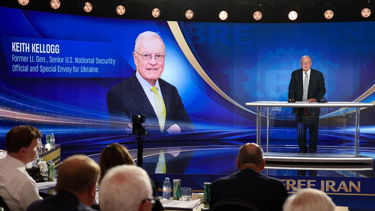 Retired Lt. Gen. Keith Kellogg speaks at the National Council of Resistance of Iran’s two-day conference in Paris
