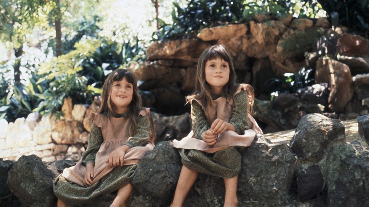 Lindsay and Sidney Greenbush as Carrie Ingalls in Little House on the Prairie
