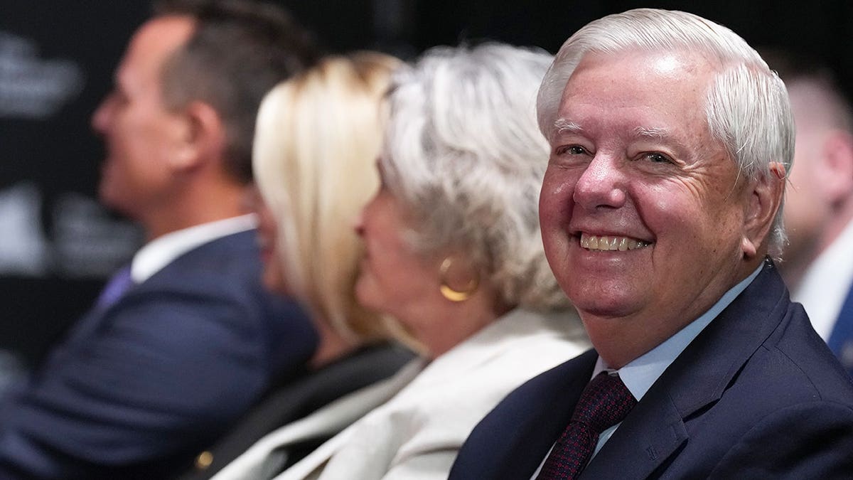 El senador Lindsey