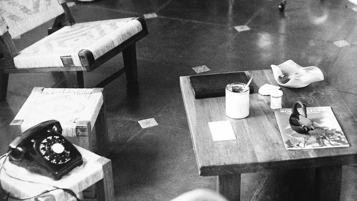 Living room of Marilyn Monroe's villa with furniture and decor.