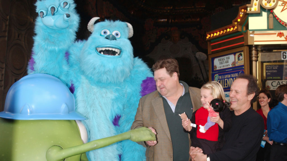 James P. Sullivan, John Goodman, Billy Crystal, and Mary Gibb at Monsters Inc. premiere