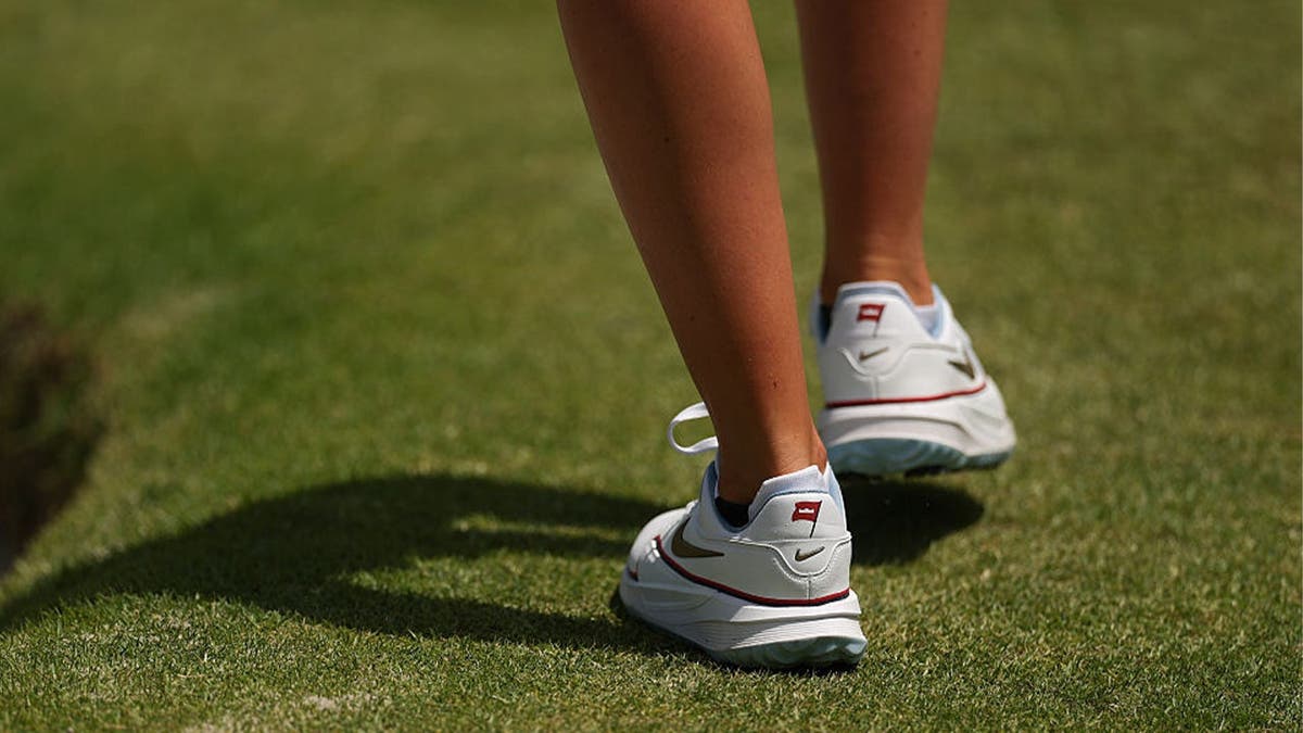 golf Nelly Korda y LeBron james