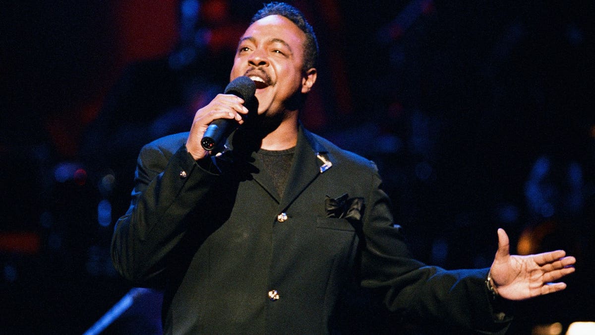 Peabo Bryson