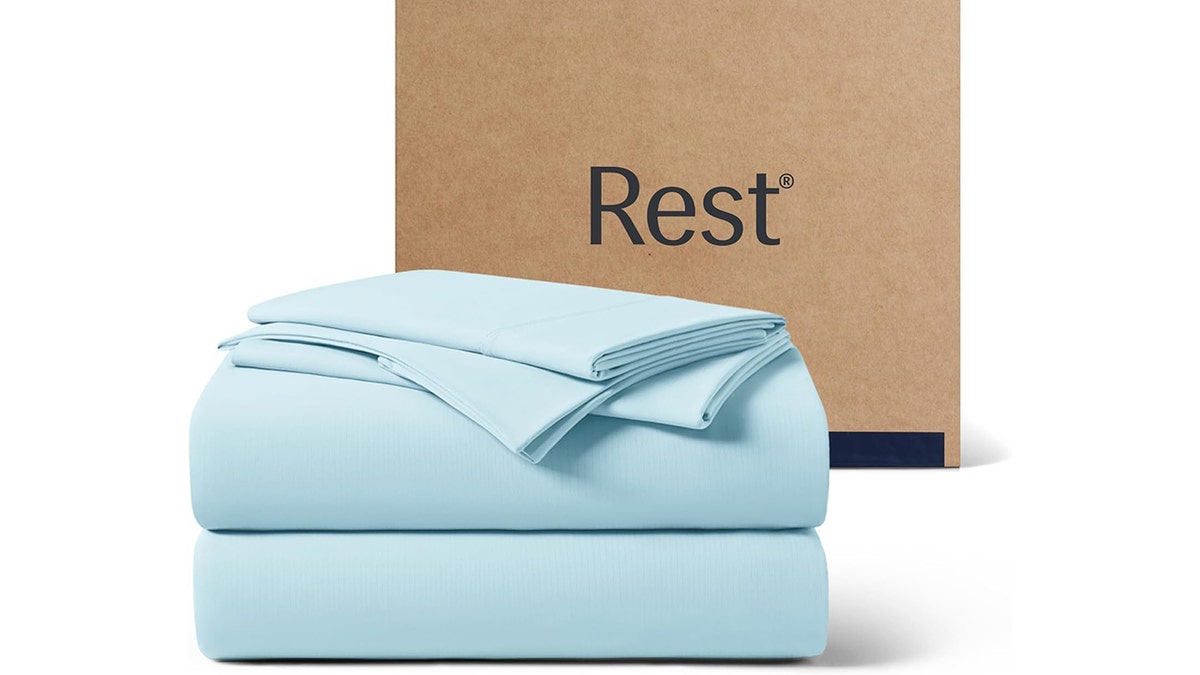 Invest in a premium sheet set this summer.