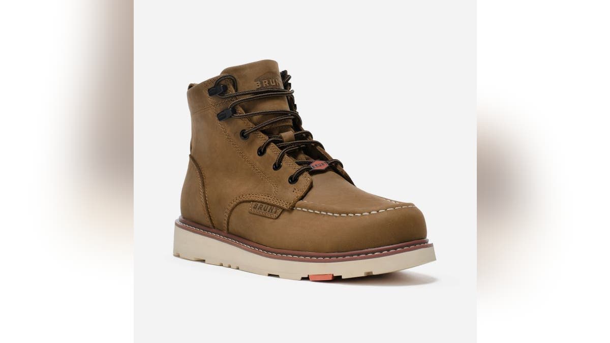 Brunt's boots are water-resistant.
