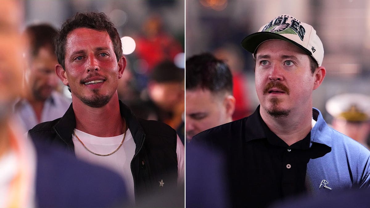 Tony Hinchcliffe e Shane Gillis no evento UFC Freedom 250
