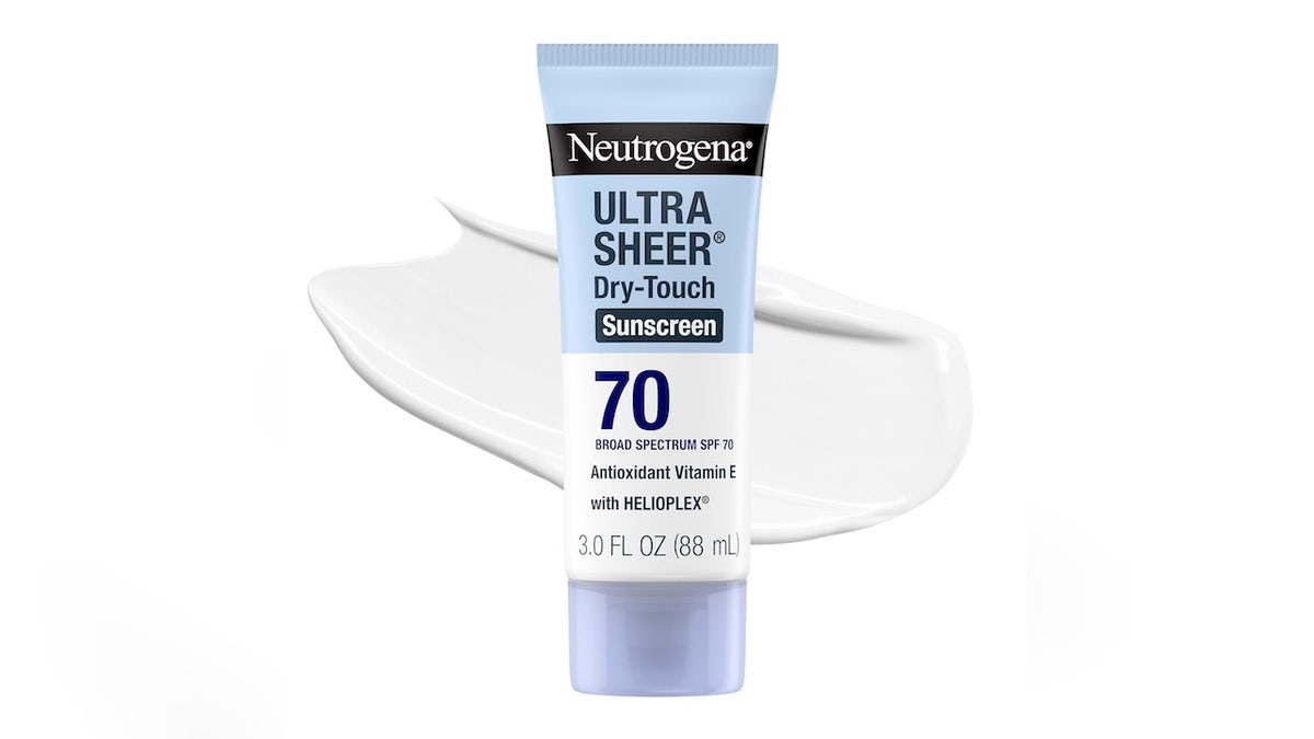 This sunscreen lotion dries down matte with a soft touch.