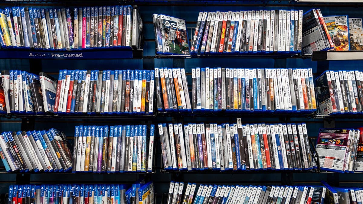 Estantes de videojuegos
