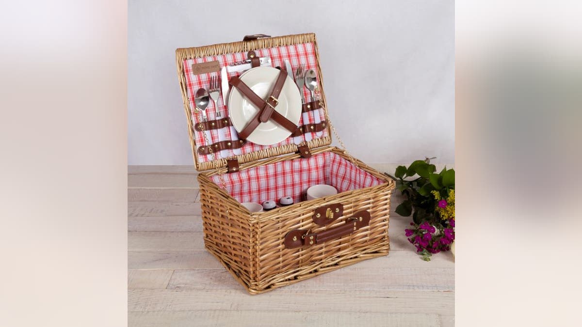 Get a classic picnic basket for two.