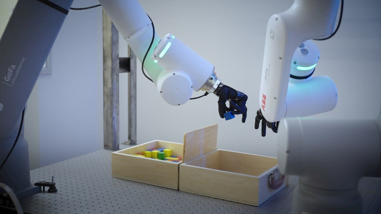 foxnews.com - Kurt Knutsson, CyberGuy Report - Bionic hands are now teaching robots to feel
