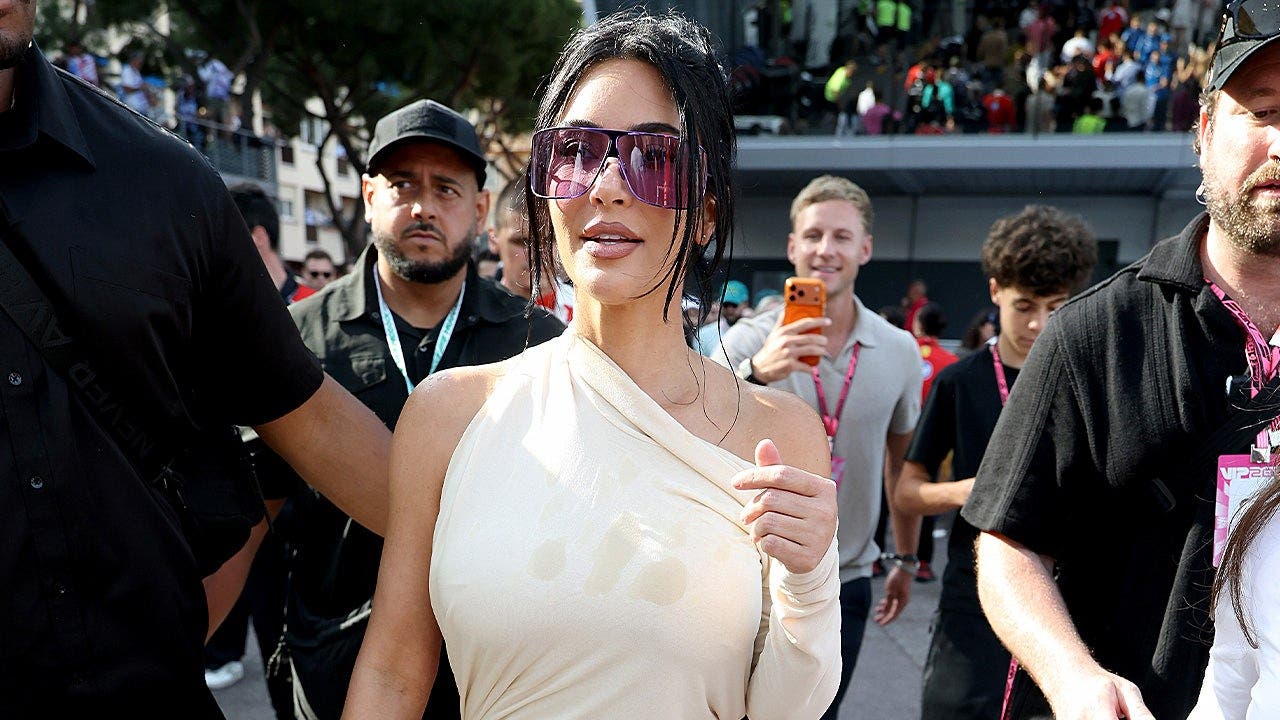 foxnews.com - Joe Kinsey - Kim Kardashian's baseball mom reality show looks absolutely full of fireworks, Collinsworth shines & $1 beers